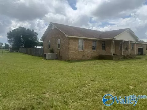 Exterior - 5030 Highway 71, Dutton, AL 35744 photo 2 of 7