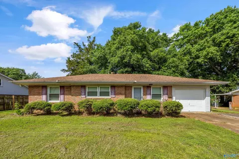 2119 Windover Dr, Huntsville, AL 35811