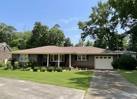 816 NW 12th Ave, Arab, AL 35016