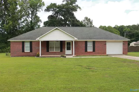 1963 Nethery Rd, Hartselle, AL 35640