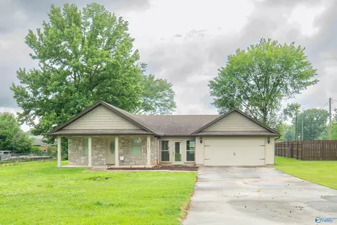 207 Williams Ave, Florence, AL 35634