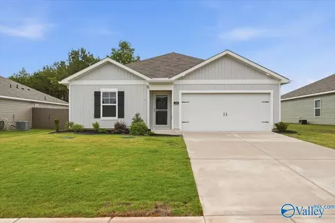 116 Trestle Point Dr, Harvest, AL 35749
