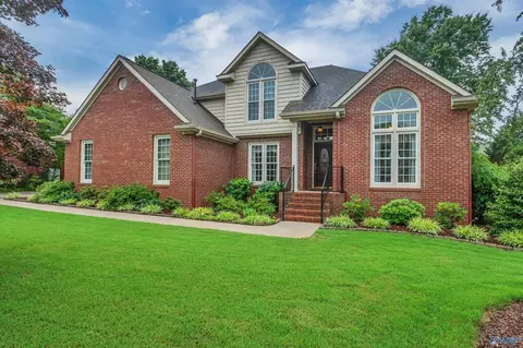 109 Coatbridge Ln, Madison, AL 35758