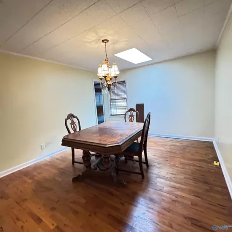 Dining - 207 Iris Dr, Centre, AL 35960 photo 1 of 1