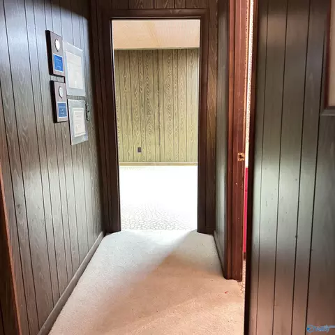 Entry Way - 207 Iris Dr, Centre, AL 35960 photo 1 of 1