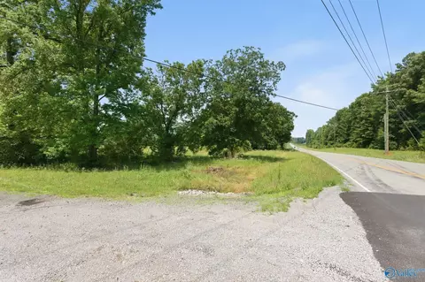 3563 E Upper River Rd, Decatur, AL 35670 photo 24