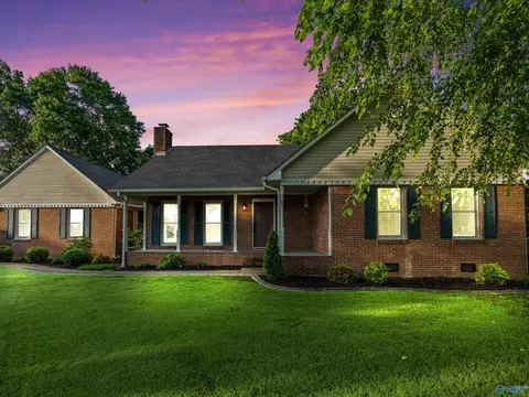 24912 Bubba Trl, Athens, AL 35613