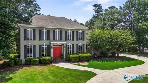 435 Ridgefield Cir, Guntersville, AL 35976