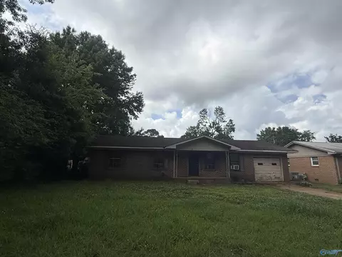 505 Bellemeade St, Decatur, AL 35601