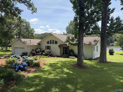 Exterior - 265 County Road 574, Centre, AL 35960 photo 2 of 14