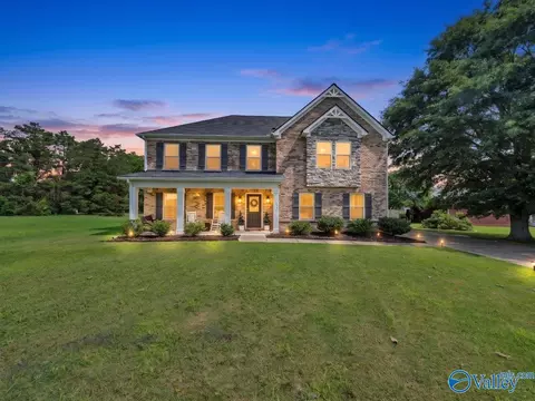 172 Executive Dr, Arab, AL 35016