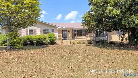 9370 County Road 72, Fyffe, AL 35971