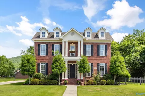 3108 Arborshade Trce, Owens Cross Roads, AL 35763