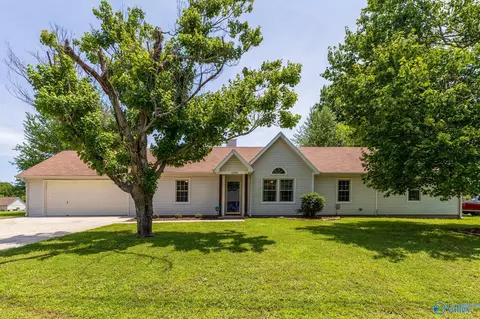 13082 Virginia Ct, Madison, AL 35756
