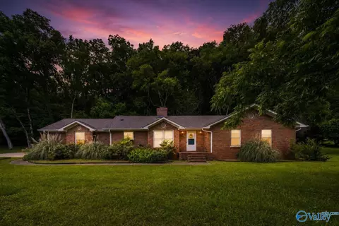 105 Mohawk Rd, Owens Cross Roads, AL 35763