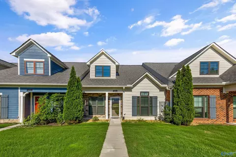 493 Wade Rd, Owens Cross Roads, AL 35763