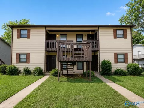 6208 Friar Tuck Dr, Huntsville, AL 35806