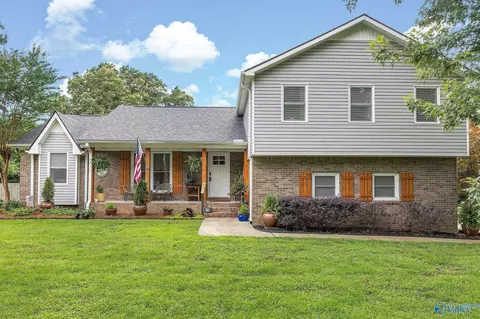 106 Abbottsford Rd, Huntsville, AL 35811