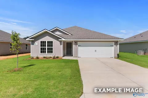 138 Plum Tree Ln, Hazel Green, AL 35750