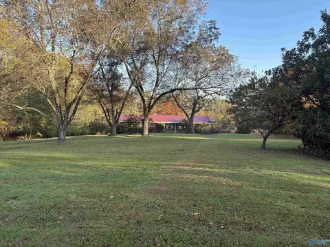 200 Robertson St, Albertville, AL 35951