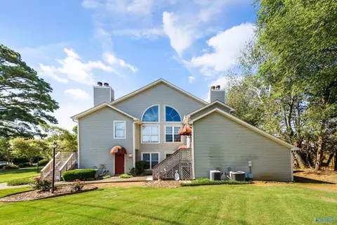 1004 Stones Throw Dr, Huntsville, AL 35806