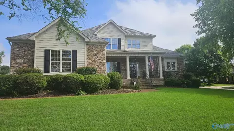 101 Stone River Dr, Huntsville, AL 35811