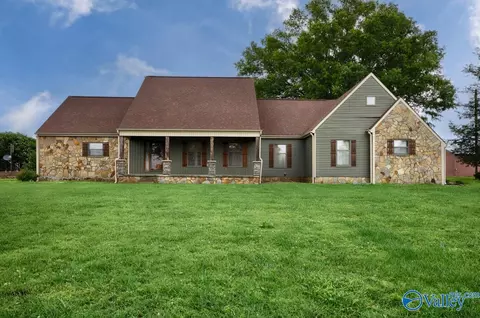 29451 Old School House Rd, Ardmore, AL 35739