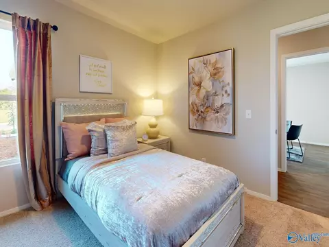 Bedroom - 1005 John Ave, Trinity, AL 35673 photo 4 of 5
