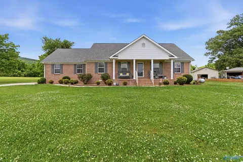 2668 Hurricane Rd # A, New Market, AL 35761