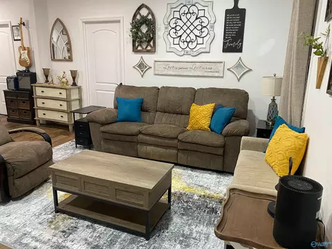 Living - 505 Main St, Section, AL 35771 photo 1 of 2