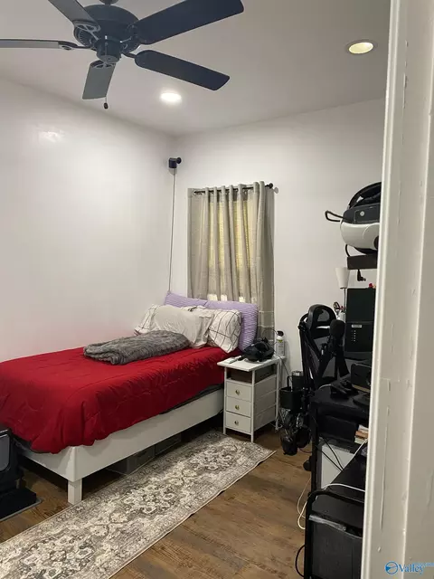 Bedroom - 505 Main St, Section, AL 35771 photo 4 of 4