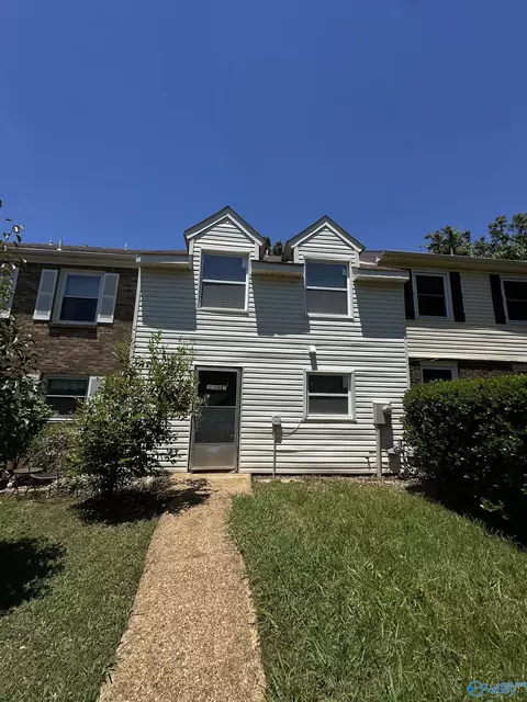 11507 Jade Ln, Huntsville, AL 35803