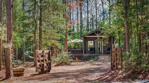 52 County Road 1035, Mentone, AL 35984