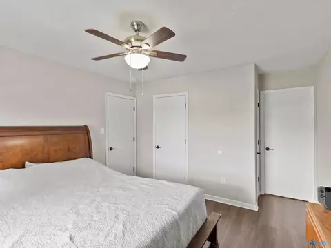 Bedroom - 10810 Griffith Rd, Tanner, AL 35671 photo 2 of 8