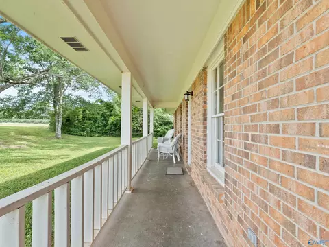 Exterior - 10810 Griffith Rd, Tanner, AL 35671 photo 2 of 4