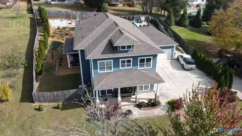 862 Highland Dr, Madison, AL 35758