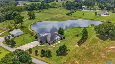 383 Ross Rd, Boaz, AL 35956