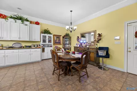 Dining - 383 Ross Rd, Boaz, AL 35956 photo 4 of 4