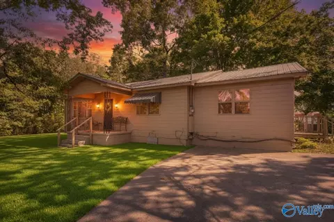 350 Ward Rd, Hokes Bluff, AL 35903