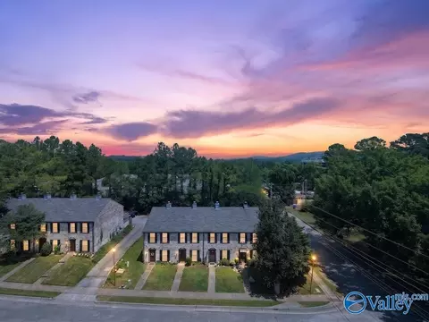 2000 Reaches Pl #A, Huntsville, AL 35802