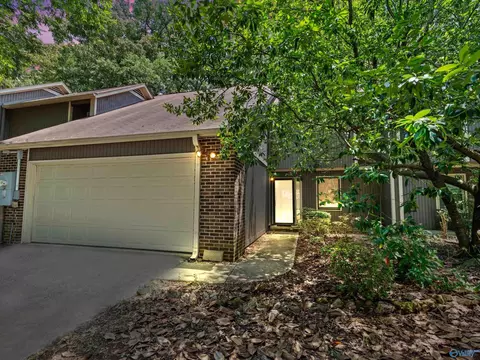 304 Autumn Ln, Madison, AL 35758