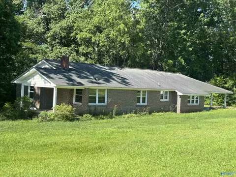 3045 Walden Rd, Gadsden, AL 35904
