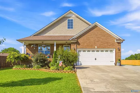 21212 Barley Terrace Dr, Elkmont, AL 35620