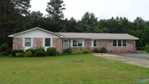 975 Riverside Dr, Gadsden, AL 35901