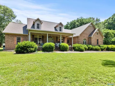11780 Little Coffman Rd, Lester, AL 35647
