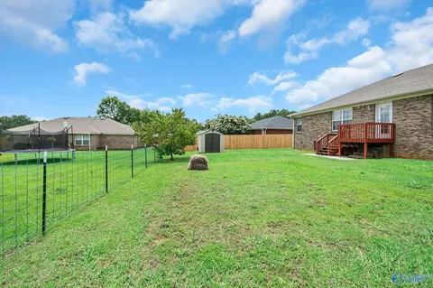 Exterior - 18220 E Limestone Rd, Athens, AL 35613 photo 5 of 6