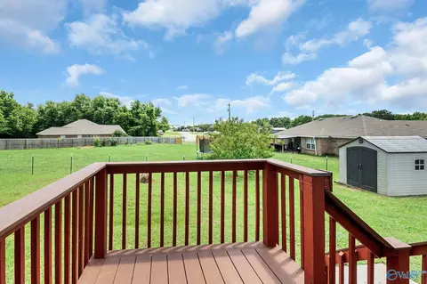 Exterior - 18220 E Limestone Rd, Athens, AL 35613 photo 4 of 6