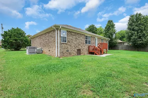 Exterior - 18220 E Limestone Rd, Athens, AL 35613 photo 6 of 6