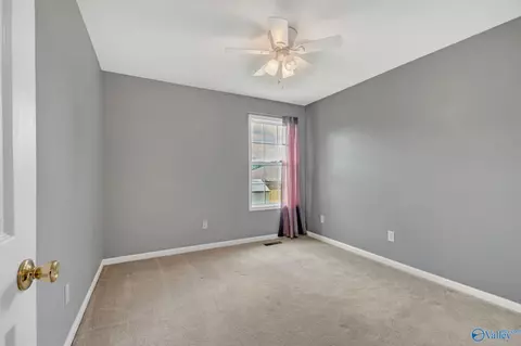 Bedroom - 18220 E Limestone Rd, Athens, AL 35613 photo 5 of 6