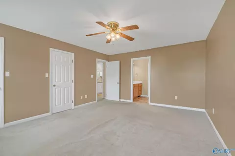 Bedroom - 18220 E Limestone Rd, Athens, AL 35613 photo 2 of 6